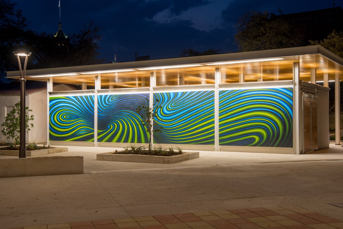 COSAGOV's tweet photo. September’s #MonthlyMural highlights “Yanaguana” by San Antonio artist Rubio , a 40-foot-long abstract composition painted with assistance from Blue Star Contemporary Art Museum's MOSAIC student artist program. This artwork is inspired by the history and myth of the San Antonio River, known as Yanaguana by the region’s Indigenous community. 🌊🎨

“Yanaguana” is part of the “Play” series located in Yanaguana Garden at Hemisfair, transforming the area into a creative landscape.
#GetCreativeSA #MonthlyMural