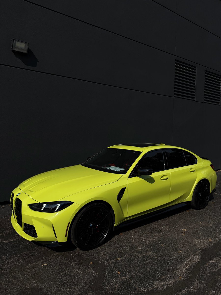 JoeW6_'s tweet photo. São Paulo Yellow https://t.co/bfk35M4csp