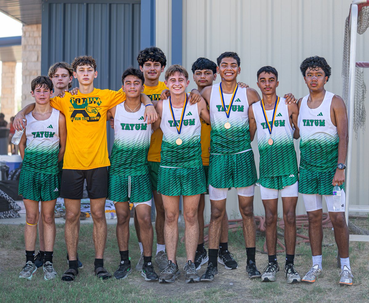 gs4rk's tweet photo. 3rd out of 90 today at the Oakwood XC meet. Getting better every race. https://t.co/doA6RqOUfi