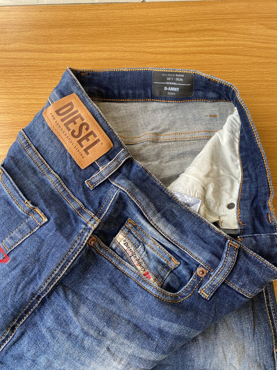 oracleboutique's tweet photo. Taille 30/31 https://t.co/iMMmzEDjci