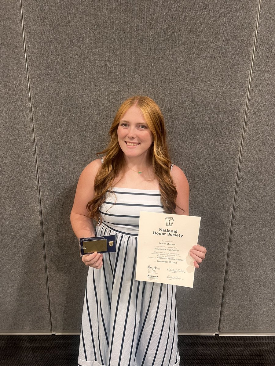 PeytonMardian's tweet photo. Back for the fall with my team, and I made the most of Saturday!

• .500 BA &amp; OBP
• 2 Hits (1B &amp; 2B)
• 2 RBI 
• 2 Runs
• 1.000 FPCT 
• 3 Outs

Sunday, I attended my Academic Banquet &amp; was inducted into NHS &amp; National Beta Club. Couldn’t have asked for a better weekend! https://t.co/7eLX4mTxP9