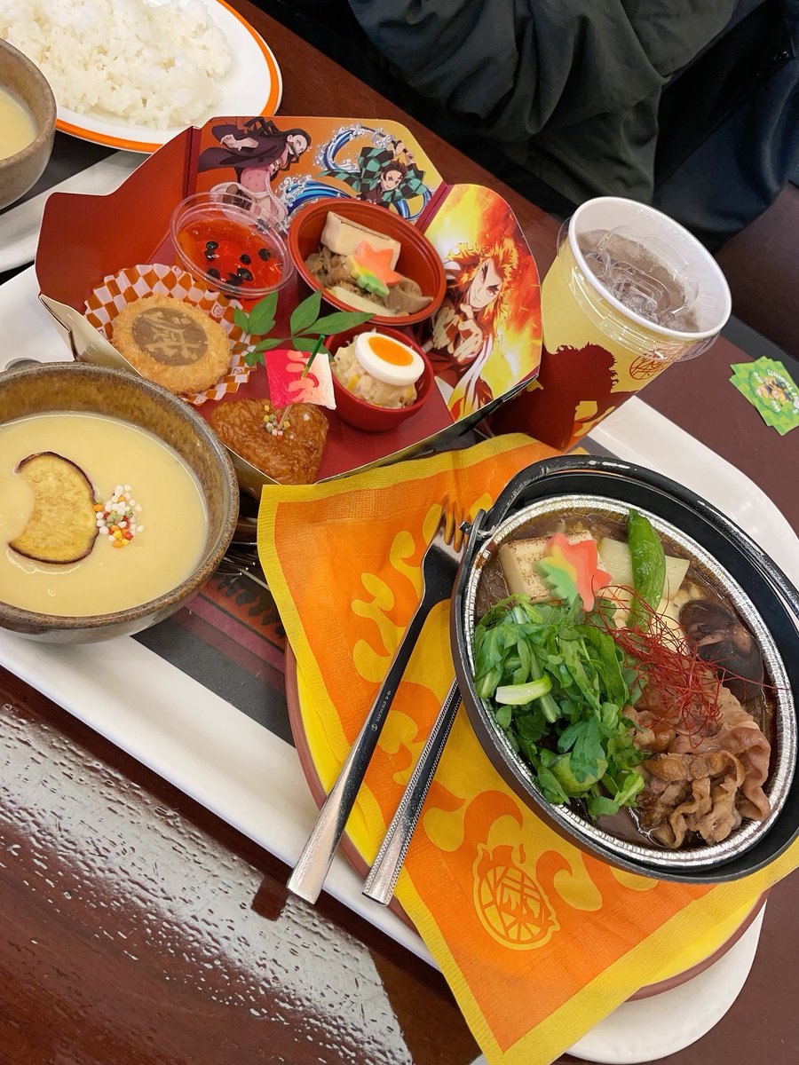 ROMATSUBAKI's tweet photo. ぐっもᖰ՞••՞ᖳ

昨日は師匠に顔をコネコネしてもらい
新しい顔が完成しました(⚈ ̍̑⚈ ̍̑⚈)笑
相変わらず痛いけど
スッキリ(*´ч ` *)

これでまた頑張れる💪

本日もめっちゃ頑張るよ\(*°∀°*)/ｵｰ https://t.co/O7ilvChrYT