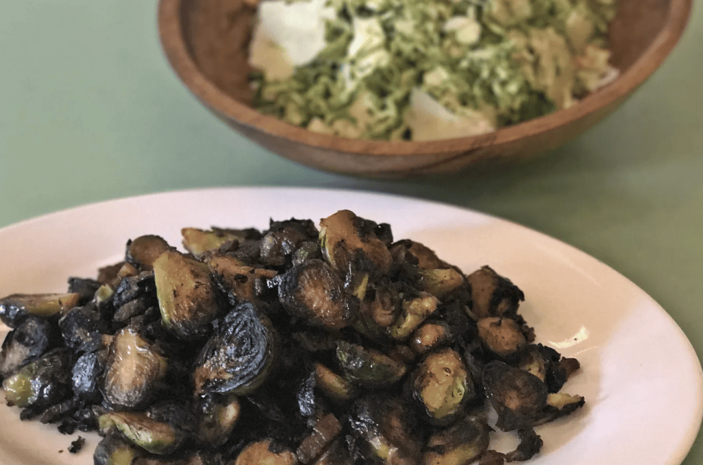 peaca106808's tweet photo. This Thanksgiving, our special turkey feast comes with trimmings you’ll love—book now for a cozy holiday meal! https://t.co/nifRPl6Y08