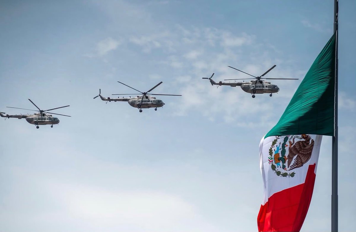 JesusRCuevas's tweet photo. Un honor acompañar a nuestra Presidenta Claudia Sheinbaum en el Desfile Cívico Militar por el 216 Aniversario del inicio de la Independencia de México. ¡Viva México! 🇲🇽 https://t.co/EgWmzUXHQg