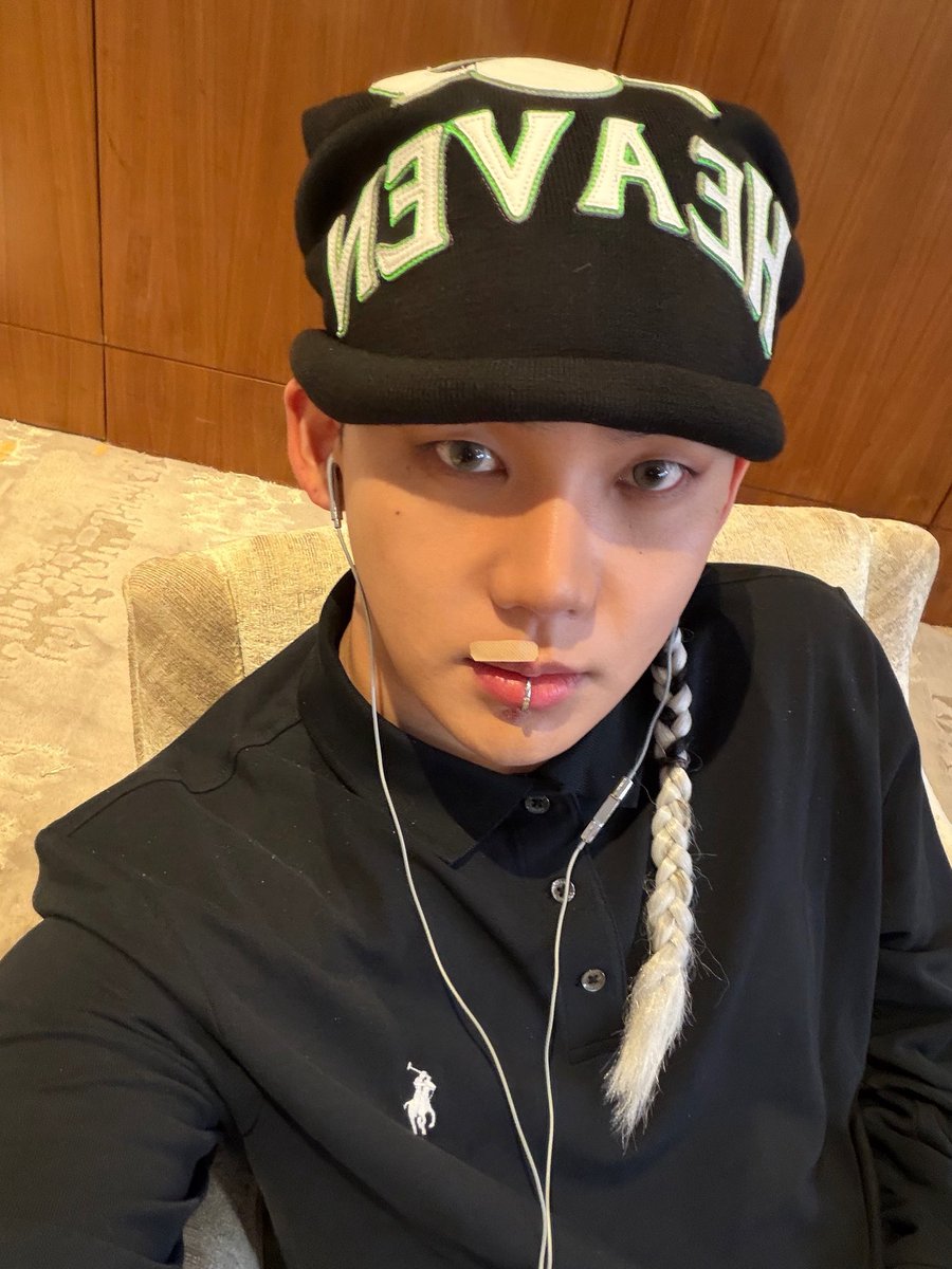 illdo421's tweet photo. 아~졸귀 https://t.co/P3JD71AveA