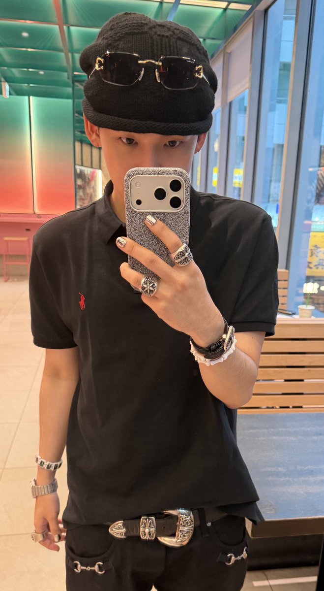 illdo421's tweet photo. 아~졸귀 https://t.co/P3JD71AveA