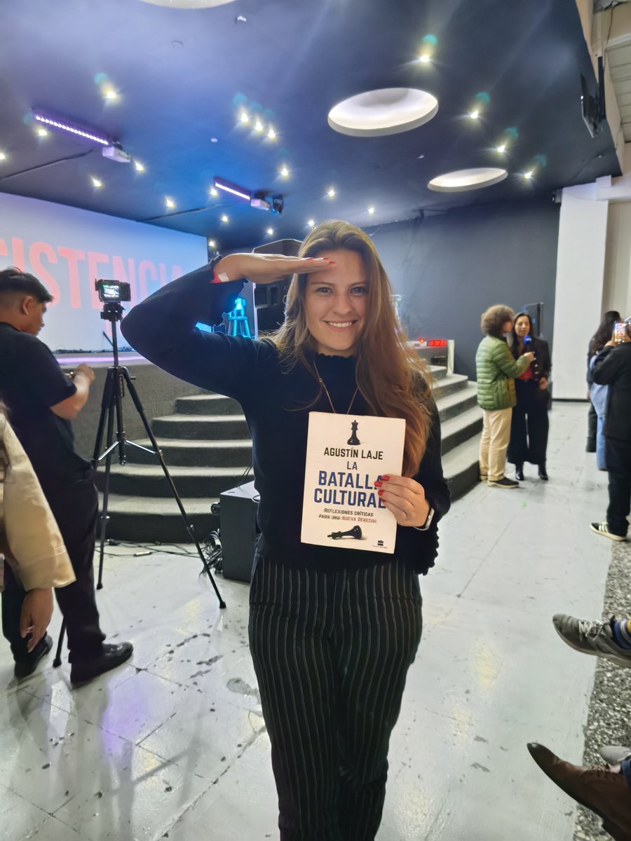 StefyFA's tweet photo. "El único remedio contra la izquierda, es una derecha de verdad" @AgustinLaje 
Gracias Agustín por ser luz y transmitir con tanta actividad y argumentos la verdad. La batalla que han emprendedor junto con @samueladriang no será en vano
#BatallaCultural #AgustinLaje #SamuelAdrian https://t.co/Ov532FJfRO