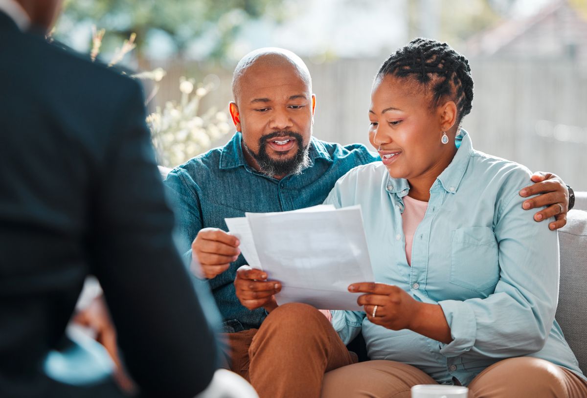 IRIonline's tweet photo. New research reveals many retirees hesitate to turn savings into income, fearing they'll run out of money. A financial professional can help build a plan with protected, guaranteed lifetime income to boost retirement financial confidence. https://t.co/N5qxHBKrZi @PLANSPONSOR https://t.co/u4XVPbOBUB