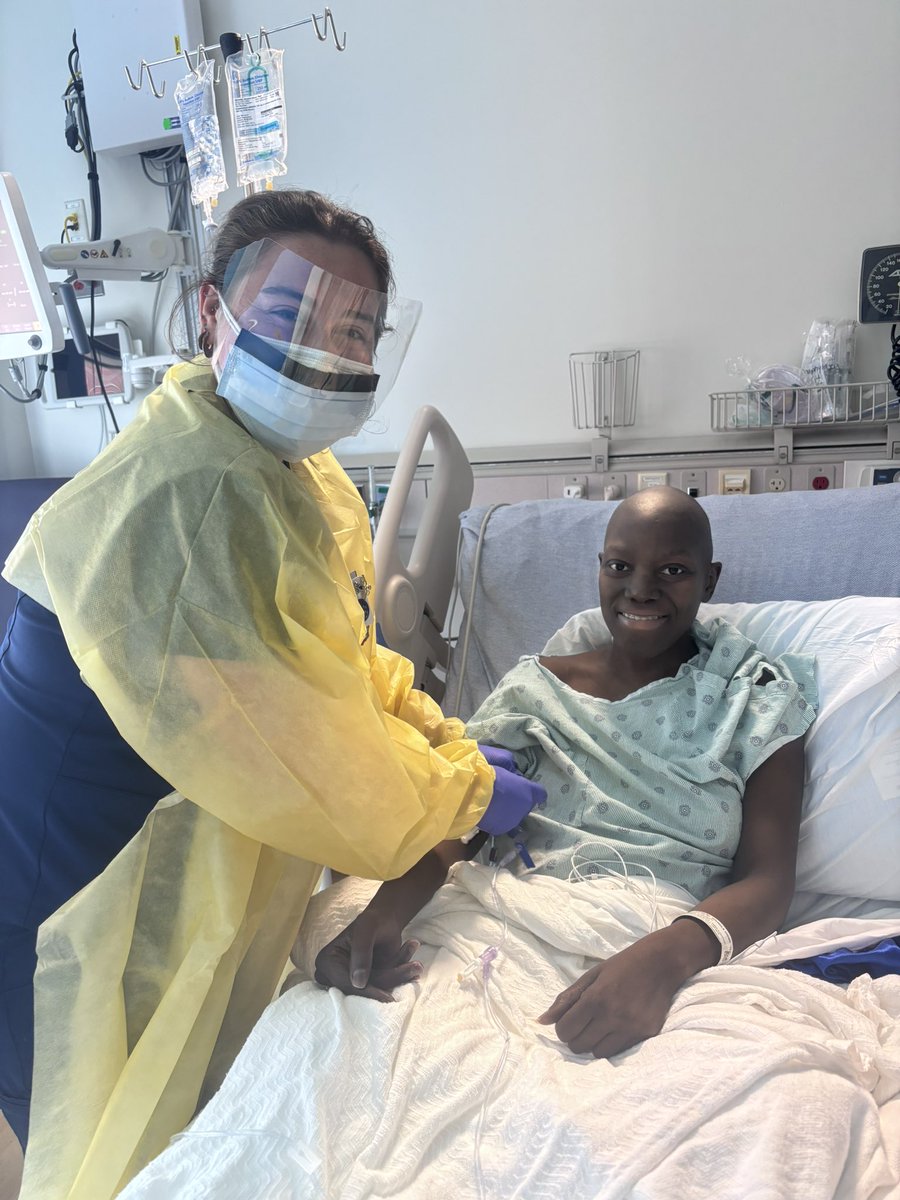 Olas_Truth's tweet photo. After 6 months in chemotherapy, I finally got to ring the bell. I beat cancer for a second time! 

Though my body feels like it's been through hell and back, I’m excited to be on the road to recovery! ♥️

#CancerSurvivor #CancerFree #remission #cancer #lymphoma https://t.co/p17ngYdS7R