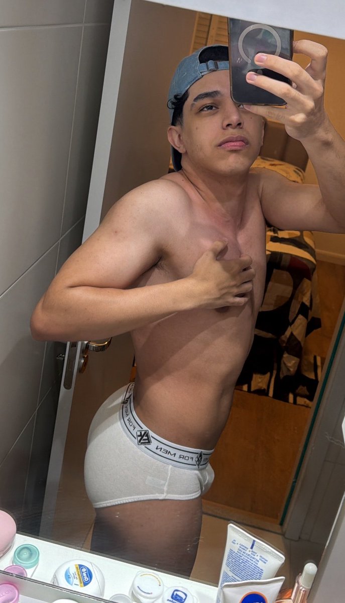 davynpriv tweet picture