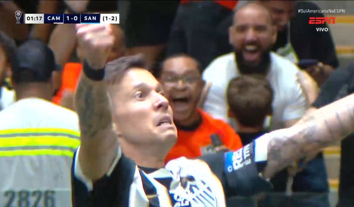 InfoGalo_'s tweet photo. BERNAAAAAAAAARD COM 30 SEGUNDOS
VAAAAAAAMOOOOOOOOOOOOO https://t.co/wWV1aLnpPr