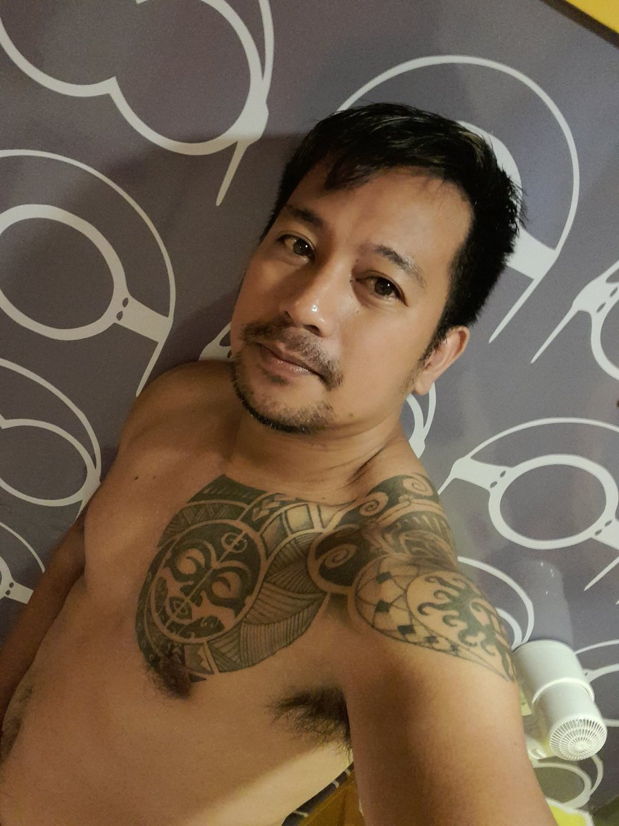 DaddyKhyle15's tweet photo. = Service Offer =
= Massage Package =
= Condo or Hotel =
= Overnight = 
= Out of Town =
= Twin or Doubles =
= Couple =
For inquiries or rate services 
DM 09665941779 https://t.co/nk5EVgAaQ6