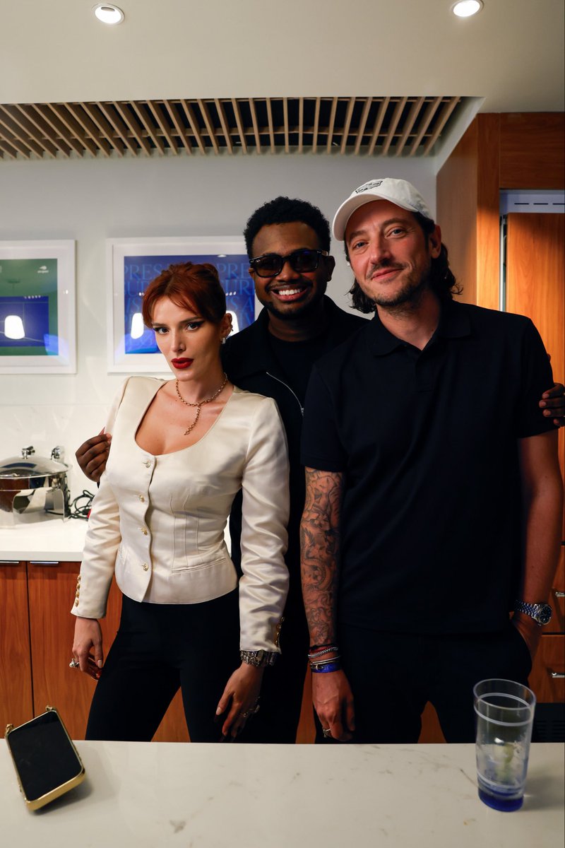 TheCJCook's tweet photo. So much fun this past weekend  @usopen 

Shout out to the family @dixiedamelio @alixxearle @tatemcrae @jackharlow @DanReynolds @bellathorne 

@raisingcanes @ToddGraves thank you for such a great time ! https://t.co/UtQDnJw0Jc