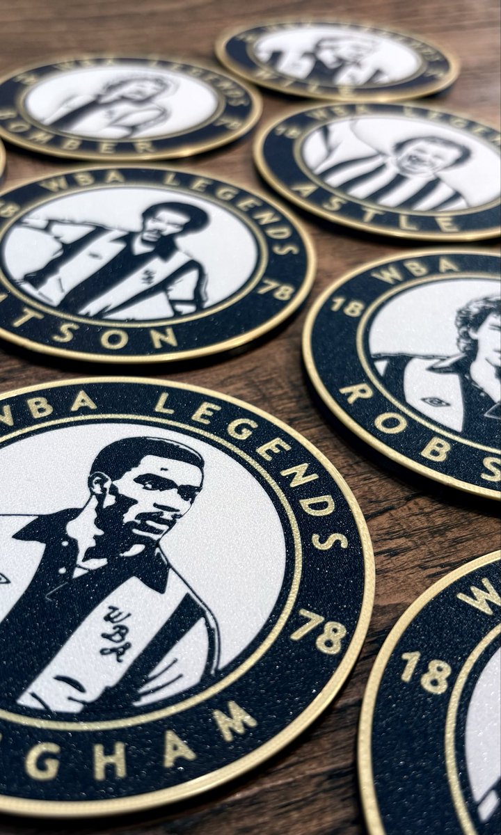 cdto3d's tweet photo. WBA 🔵⚪
Baggies fans - which 6 are you choosing?

Build your own West Brom Legends coaster collection from our range, complete with matching display holder.

Personalised options available
🇬🇧 UK made | 📦 FREE UK delivery | £22.99

https://t.co/77Yfi67t0R

#WBA #WBAFC #WestBrom https://t.co/IKQWZWjWcd