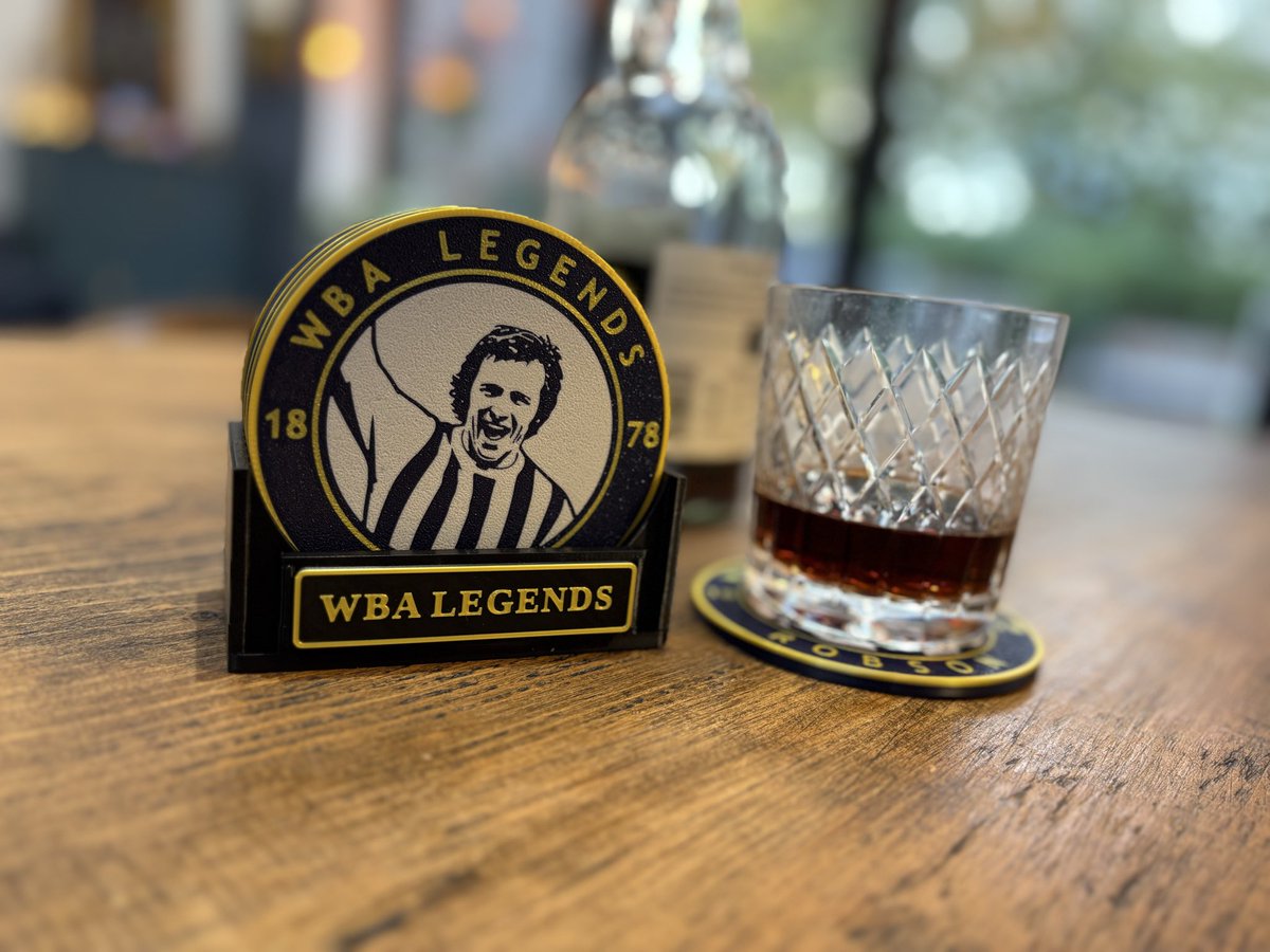 cdto3d's tweet photo. WBA 🔵⚪
Baggies fans - which 6 are you choosing?

Build your own West Brom Legends coaster collection from our range, complete with matching display holder.

Personalised options available
🇬🇧 UK made | 📦 FREE UK delivery | £22.99

https://t.co/77Yfi67t0R

#WBA #WBAFC #WestBrom https://t.co/IKQWZWjWcd