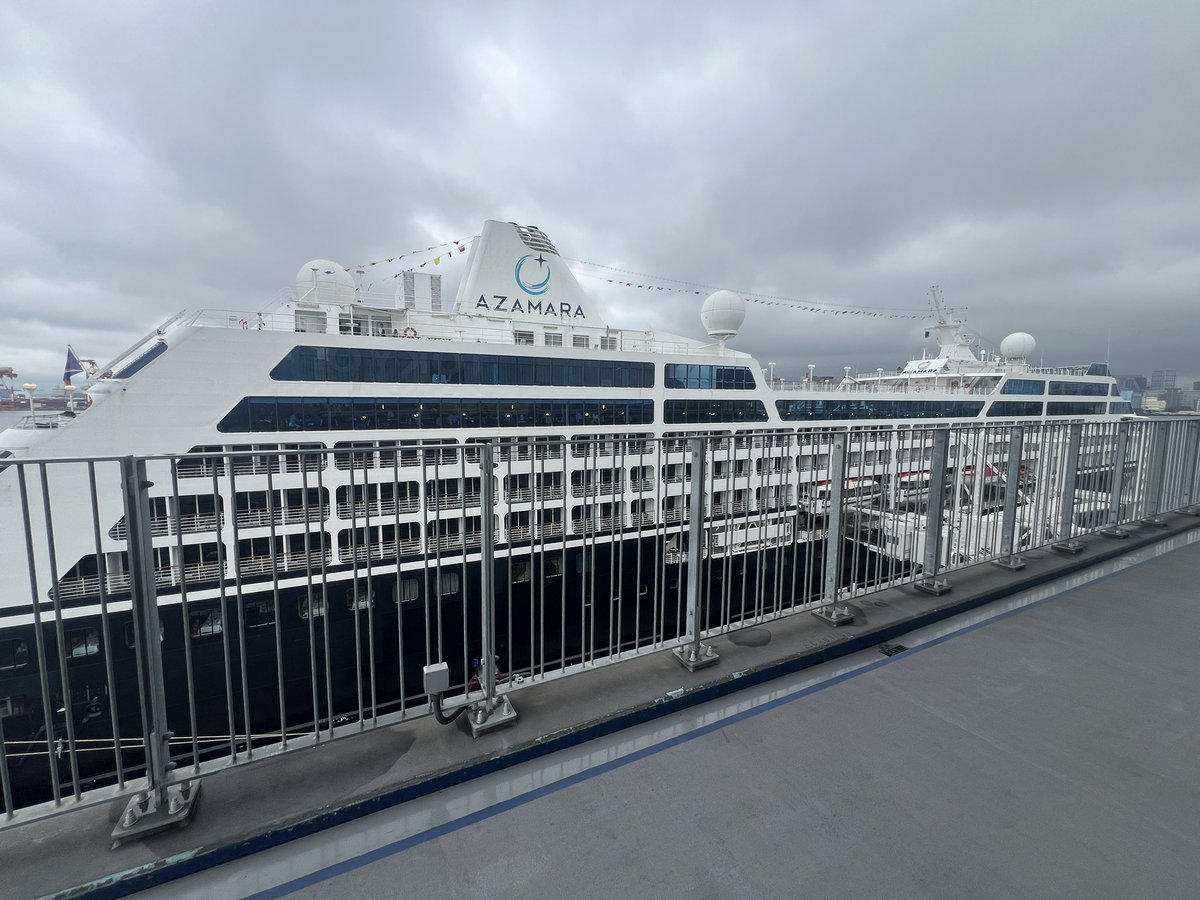 tetsuG1016's tweet photo. #Azamara_Pursuit
#アザマラパシュート
#CRUISE
#クルーズ
#満船飾
#東京国際クルーズターミナル https://t.co/v2VnvWEmpH