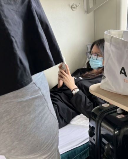 0xGky's tweet photo. 是真的好喜欢

怎么上去搭讪，才能显得我成熟又稳重？ https://t.co/PERpAjrShX