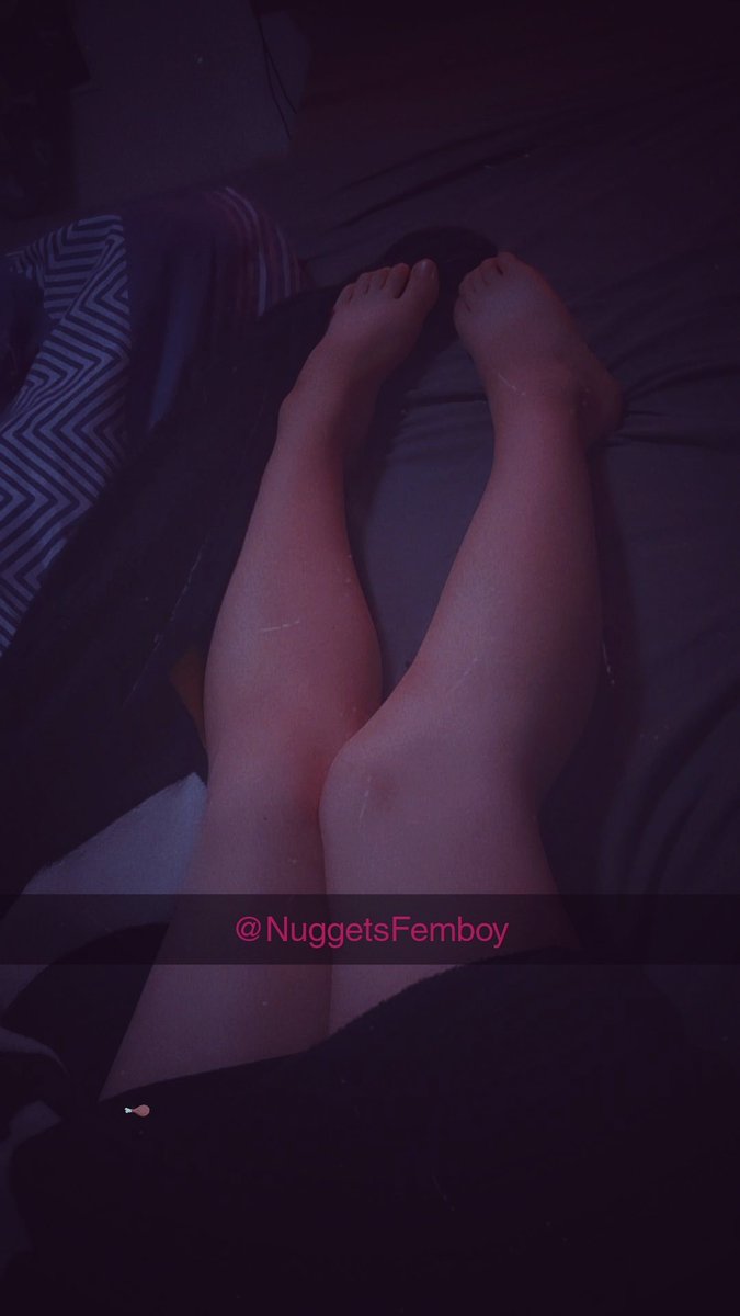 NuggetsFemboy's tweet photo. #femboy #feet #feetboy https://t.co/i2c5Mgtv1B