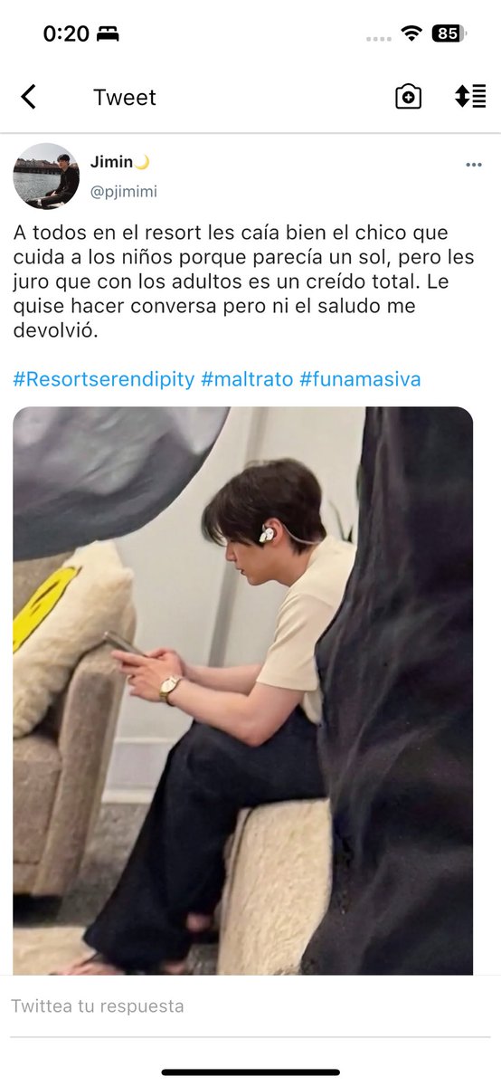 sndyjimin's tweet photo. #Yoonminau

donde Jimin regresa de sus vacaciones y funa en Twitter al chico del club de niños por ignorarlo, sin saber el verdadero motivo detrás de su actitud. Conocerá a un Yoongi enojado, queriendo tomar cartas en el asunto. https://t.co/zAGAbtHkSf