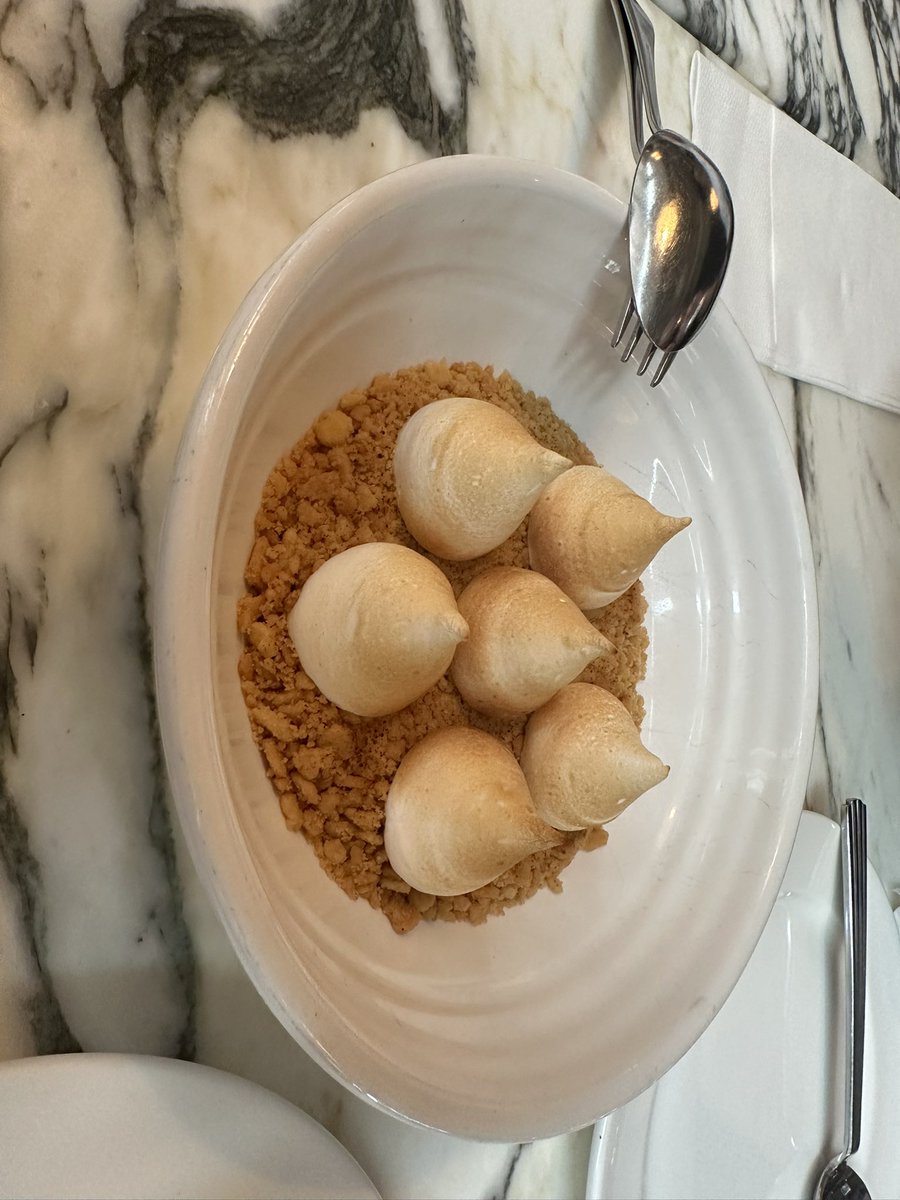 _kevin_ism_'s tweet photo. 出社ランチ(経費) https://t.co/F2sZdi55Di