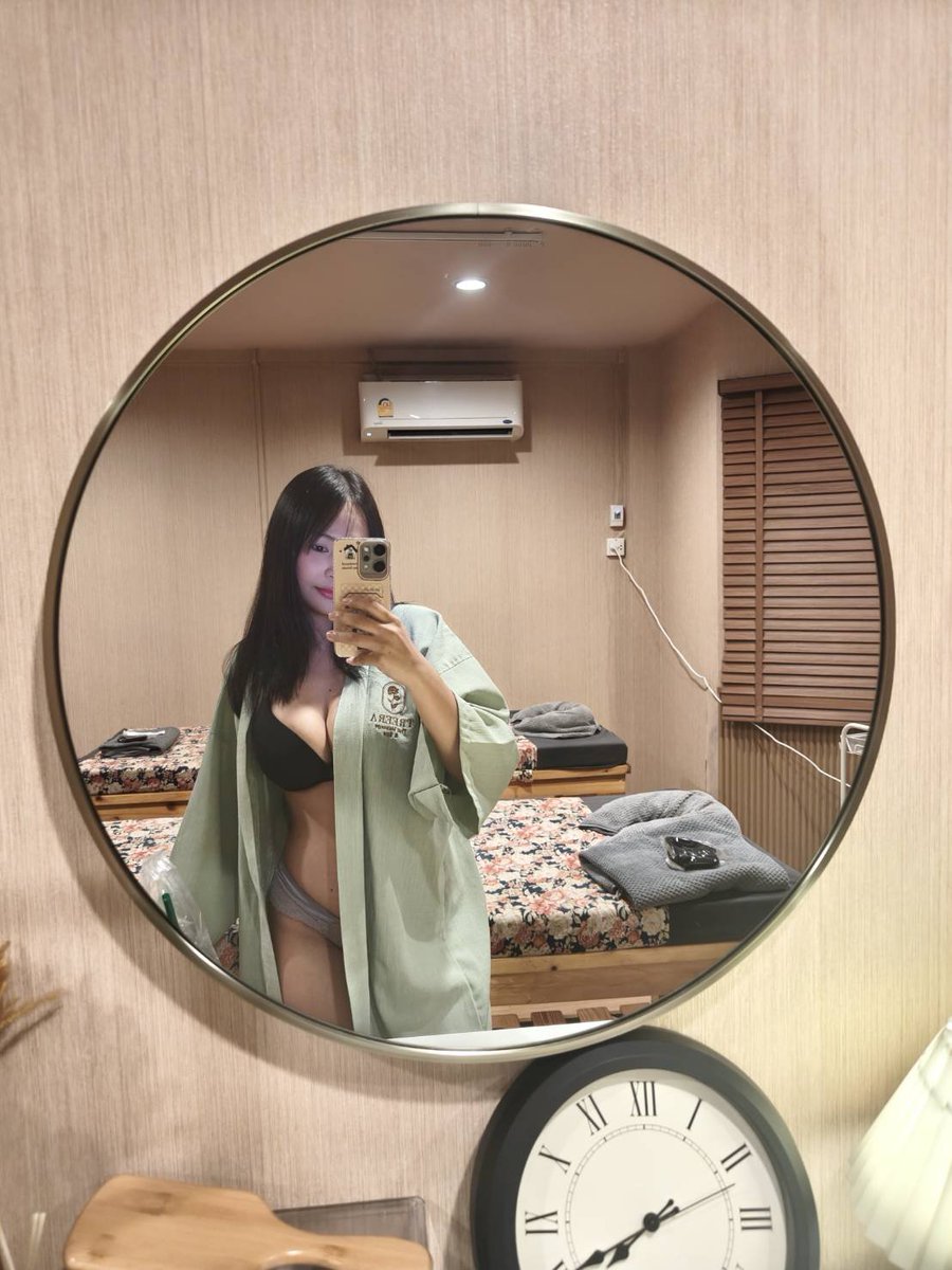 Tukaxjk's tweet photo. เมื่อยยัง
#นวดลาดพร้าว
#นวดรัชดา18
สนใจไลน์ 🆔 tuk2937 https://t.co/5QXlMCtYBl