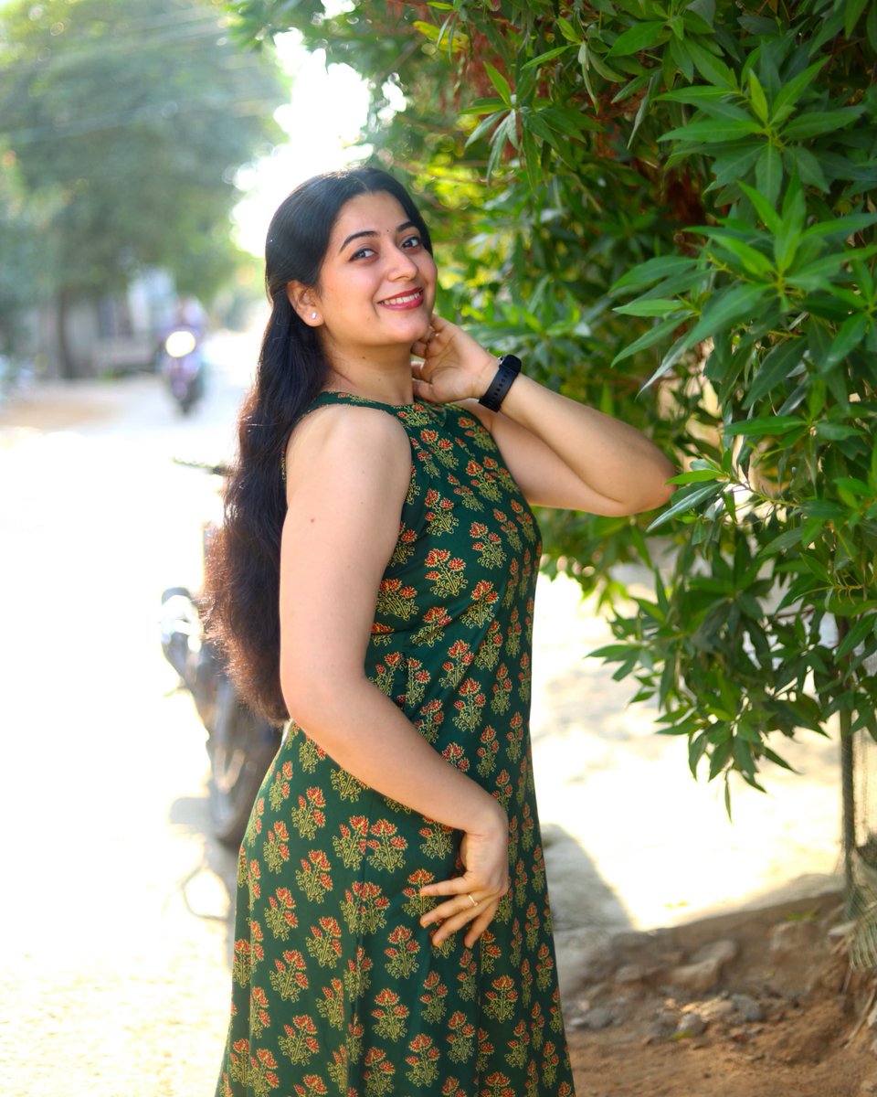 OnlyHeroines's tweet photo. K Sudha 💚😻 https://t.co/DRT1uLqZgC
