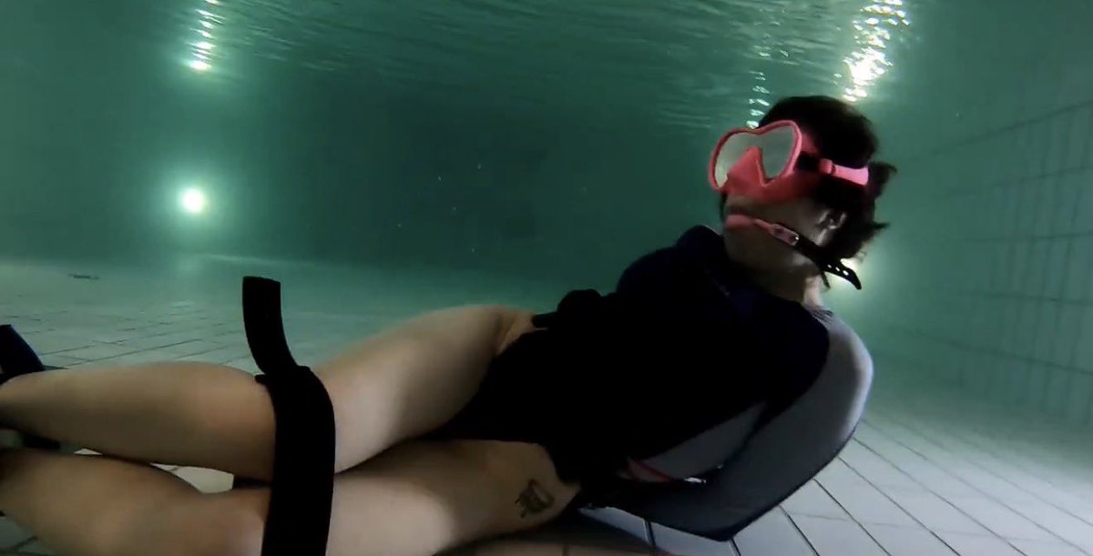 jperilist's tweet photo. wonder who id do this to… or the other way around ;)

#nsfwtwt #aquaphile https://t.co/vC2IsQShpC