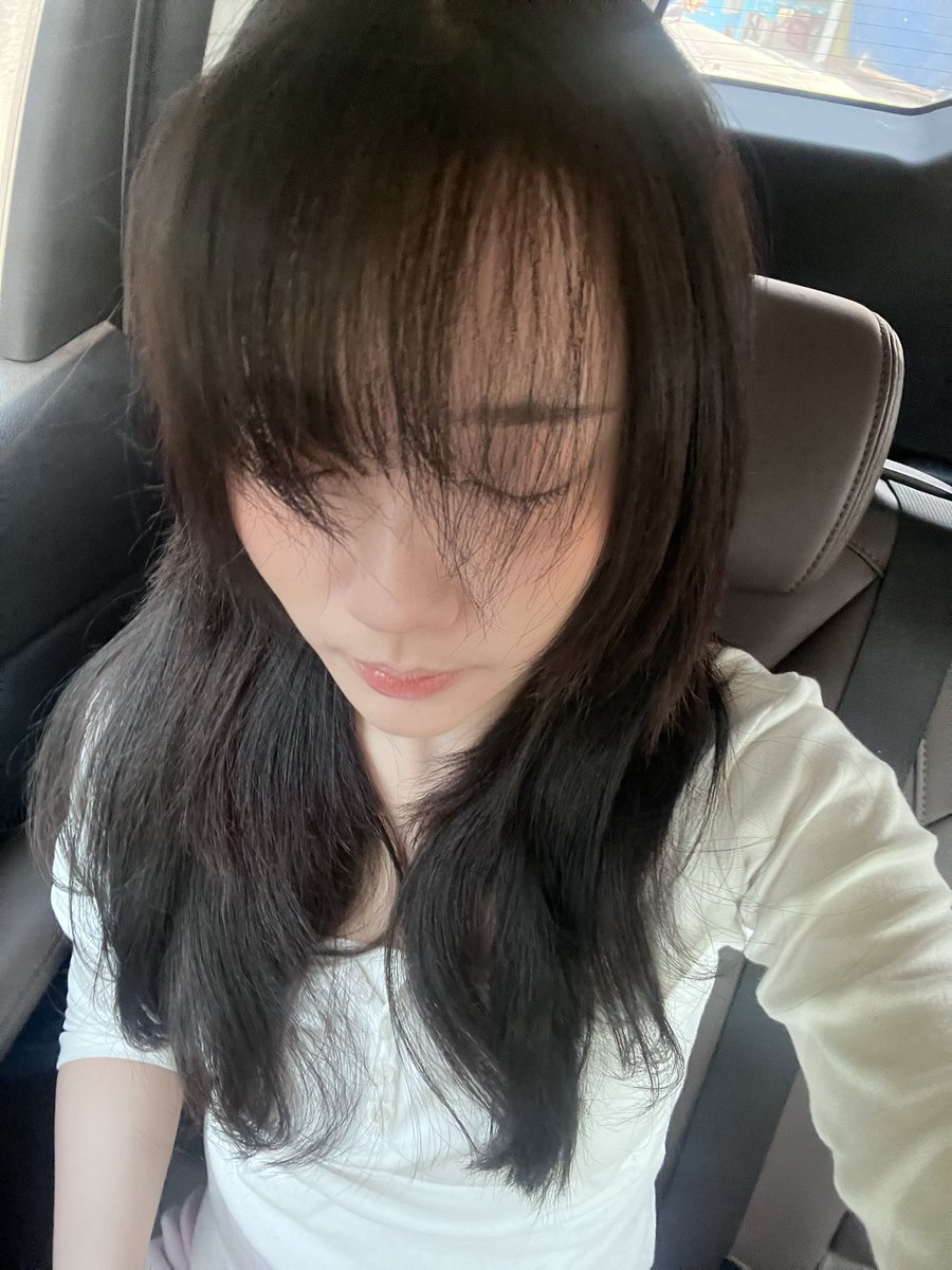 L_MarshaJKT48's tweet photo. Pap https://t.co/SY9YHfMsgM