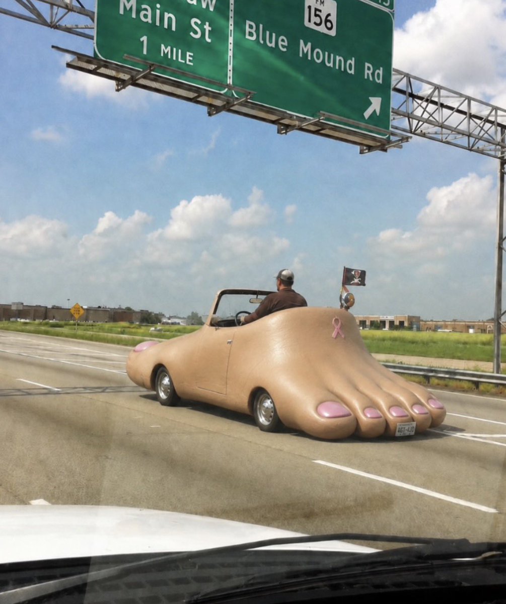 FeetFinder's tweet photo. life is a highway https://t.co/qdTUwrYZR2