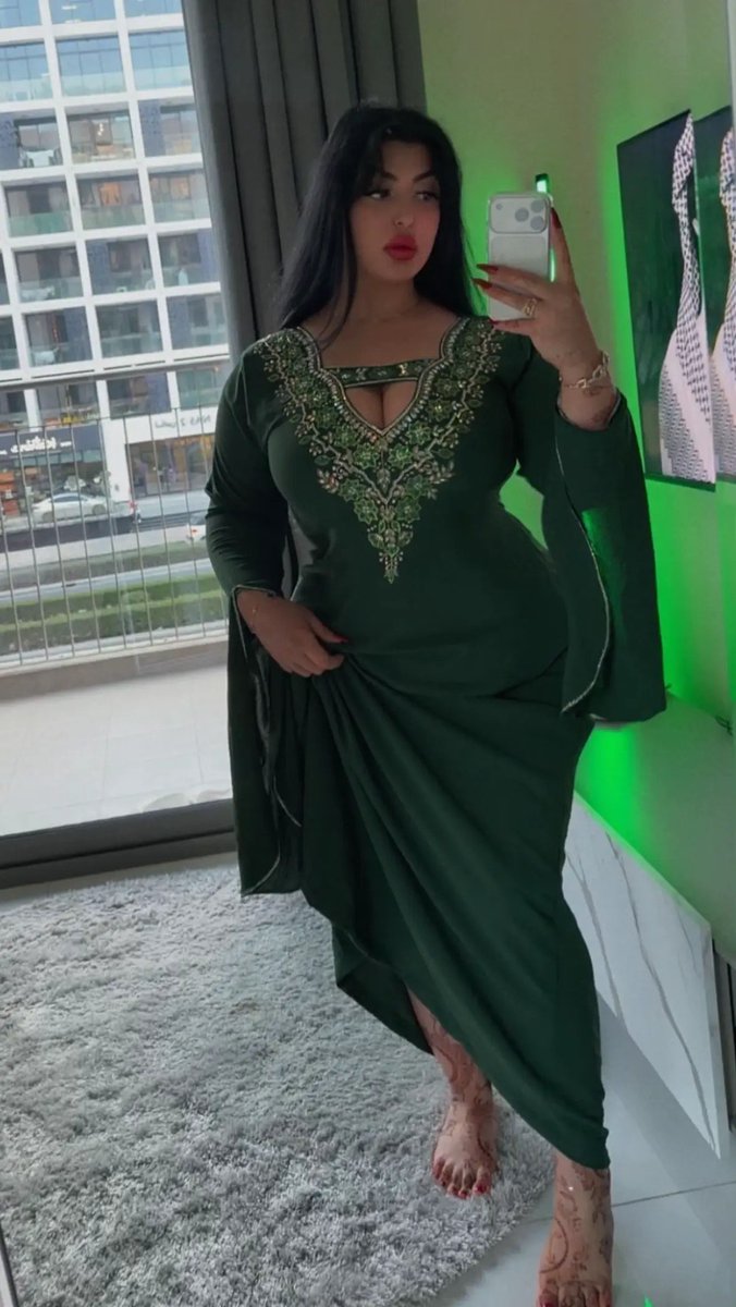 mzdib's tweet photo. كبرانه😭🤭 https://t.co/4MI5g2E9RM