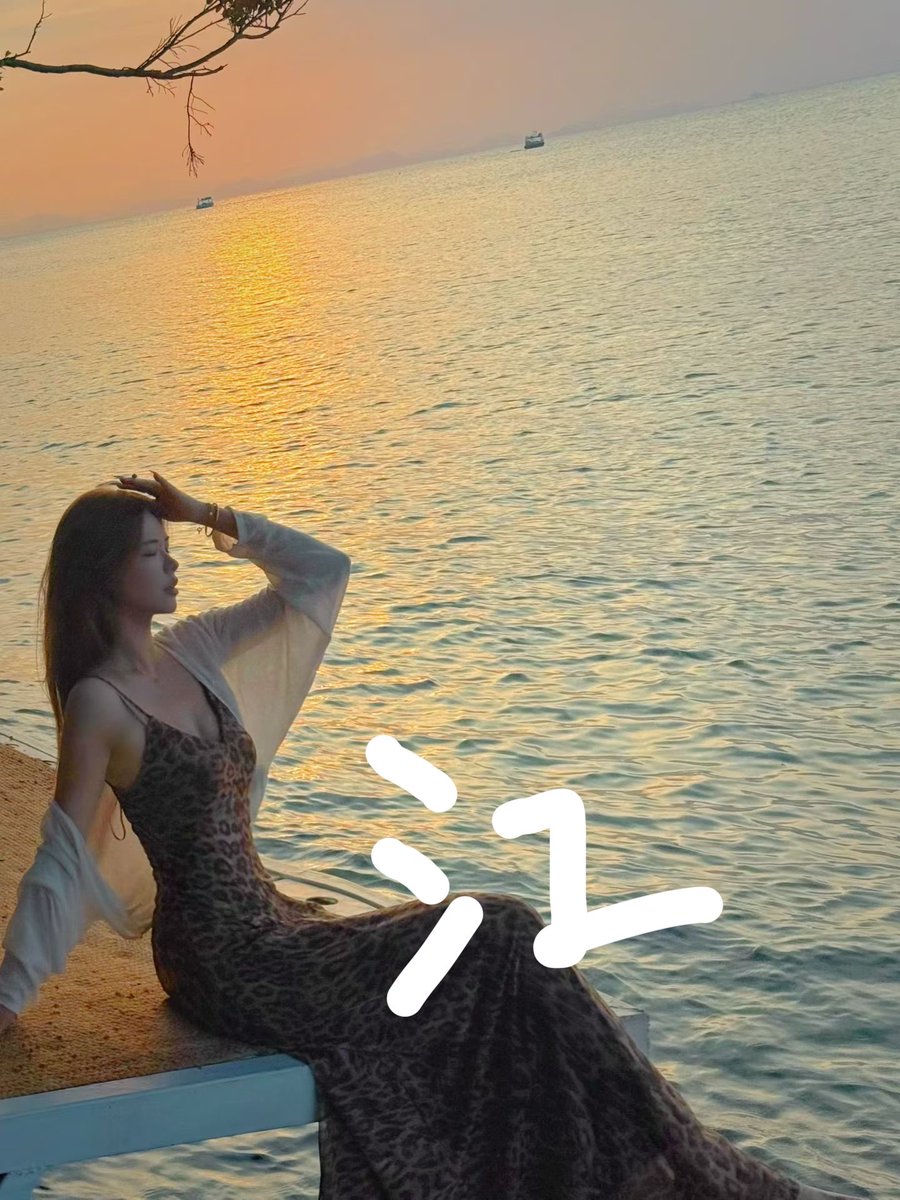 jjiang_dom174's tweet photo. 深圳大鹏的海 太漂亮了
#女S https://t.co/xMEcbt0fV4