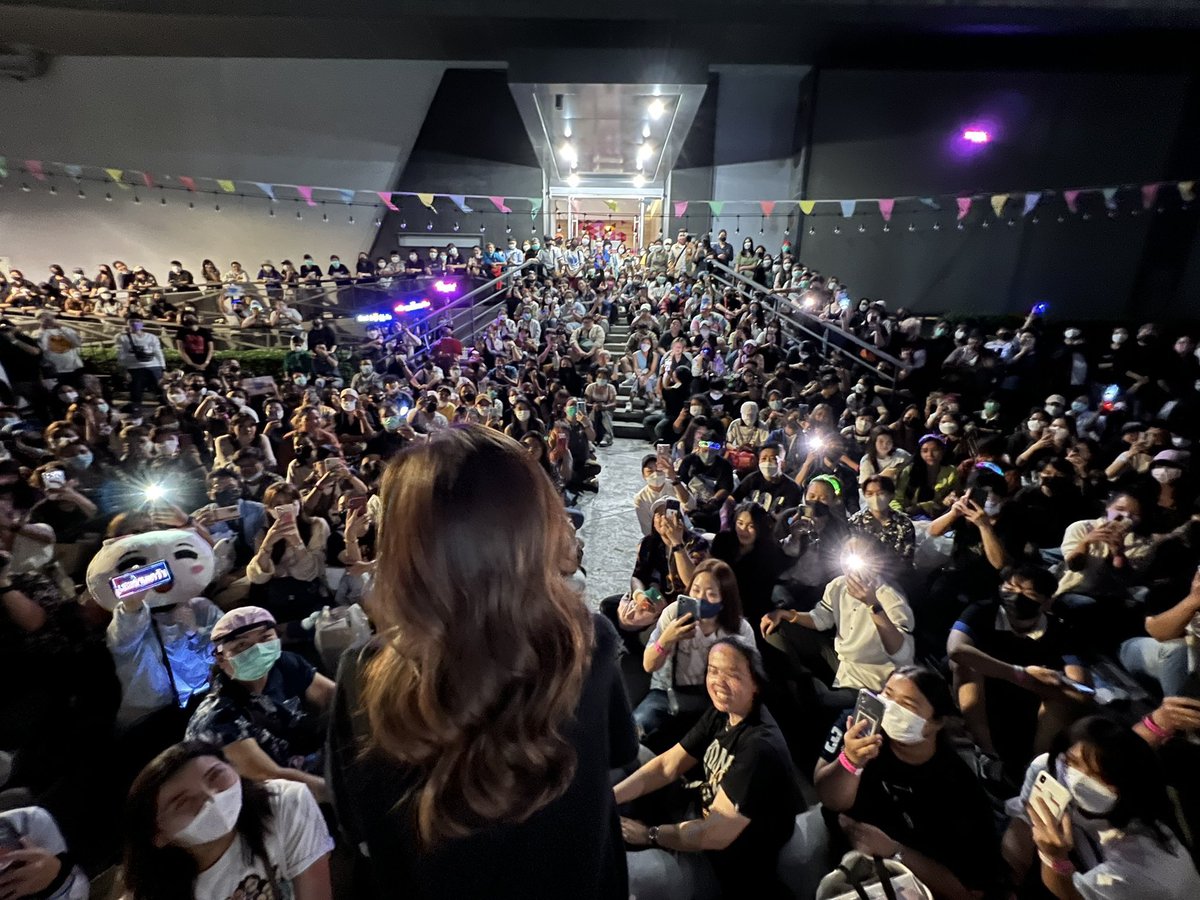 Fangfcengfa's tweet photo. คิดถึงเมื่อก่อนจัง ผ่านมาจะ 5ปีแล้ว ยังอยู่ตรงนี้เสมอ ทุกวันนี้ไม่ขออะไร ขอให้อิงฟ้าเจอแต่สิ่งดีๆมีแต่รอยยิ้มเยอะๆกินอิ่มนอนหลับ 🤍🫂

#OnlyLoveForEngfa
ENGFA THE BELOVED STAR17
#อิงฟ้ามหาชน #EngfaWaraha @EWaraha https://t.co/WPKBQ6Hvts
