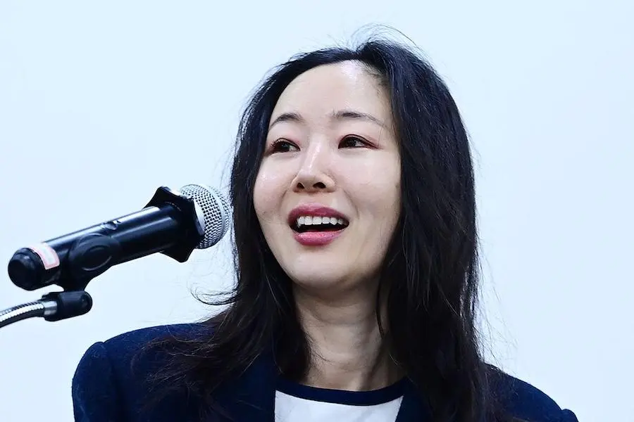 pannchoa's tweet photo. Serian Heu loses defamation lawsuit against Min Heejin, Court orders payment of 100M KRW to plaintiff
https://t.co/LsNVfBut2c https://t.co/iYZIbKE5DT