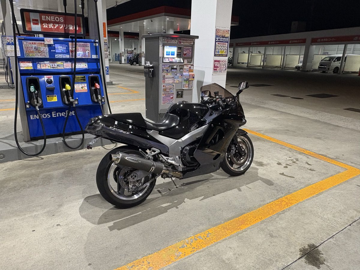 iwapi1100's tweet photo. 今は某世界最速マシンが話題ですが
ここはあえて〃元〃世界最速マシンに乗ってみてはいかがでしょうか？ https://t.co/Vlrr28x796