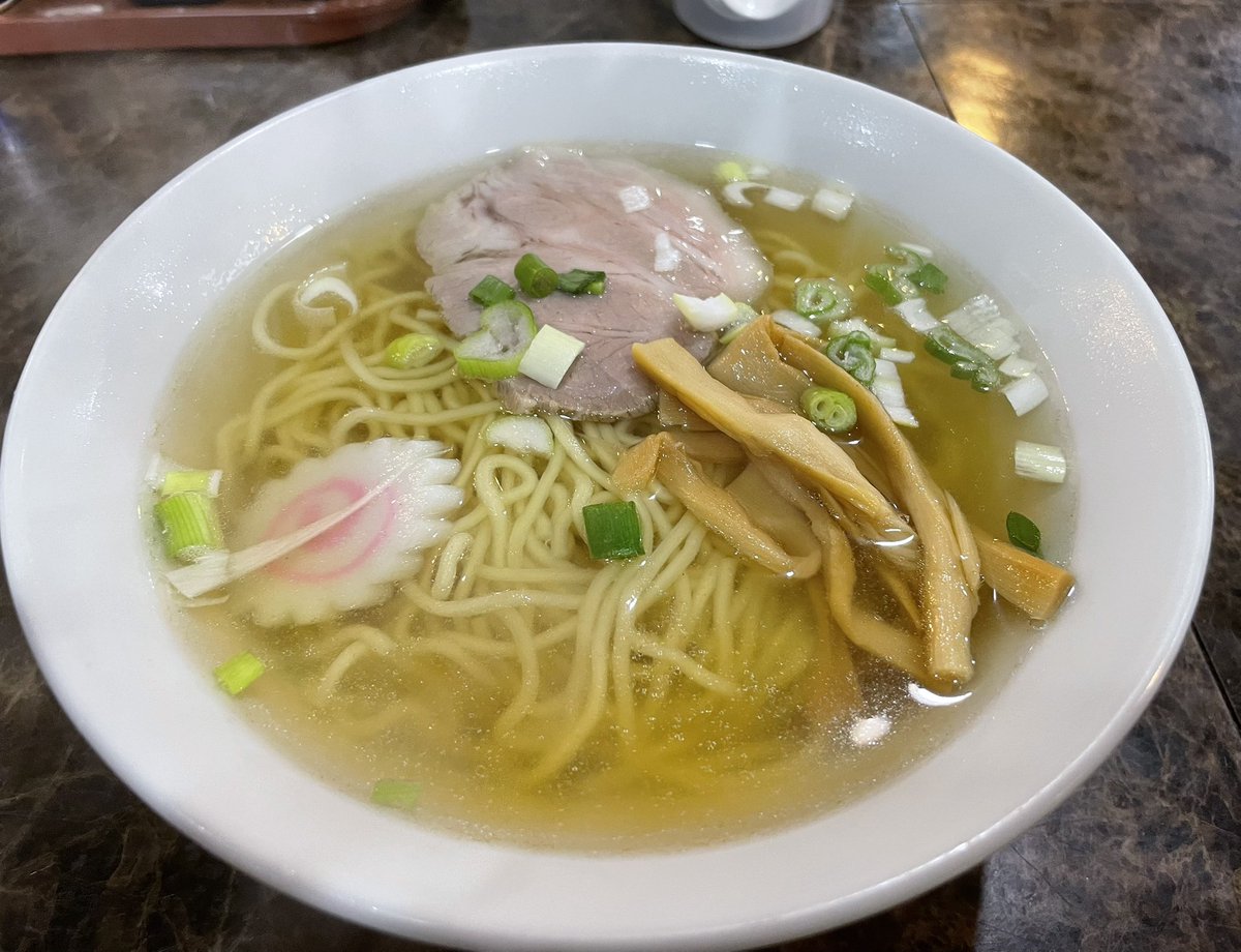 sumahosotsugyo's tweet photo. らーめん超ひがし 皐月

ひがしセット（しお＆チャーハン） https://t.co/9UB3iJeNkj