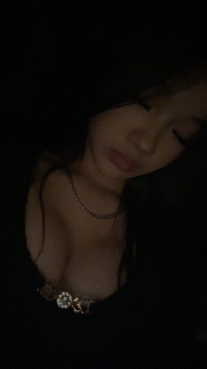 vvlovesuu's tweet photo. @Ryan6rto pick meee https://t.co/bY4OlPF1CD