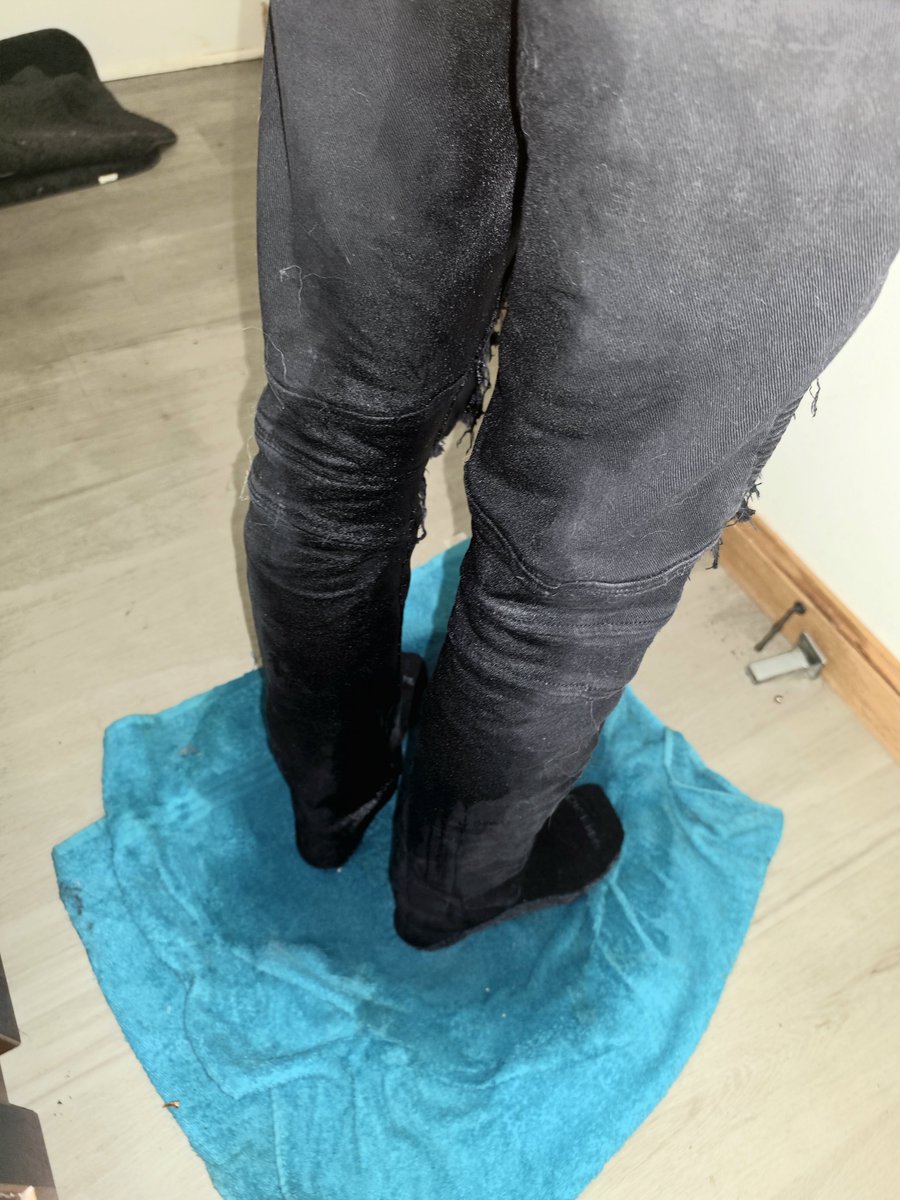 Boywholovespiss's tweet photo. I had to piss soo bad while cleaning i was literally shaking. Despite already leaking a lot before hand ๐ซข.
#omorashi #wetting #peeingmypants
#malewetting #pee #piss #peepants #wetmyself #desperation https://t.co/8SSlQ8JJKg