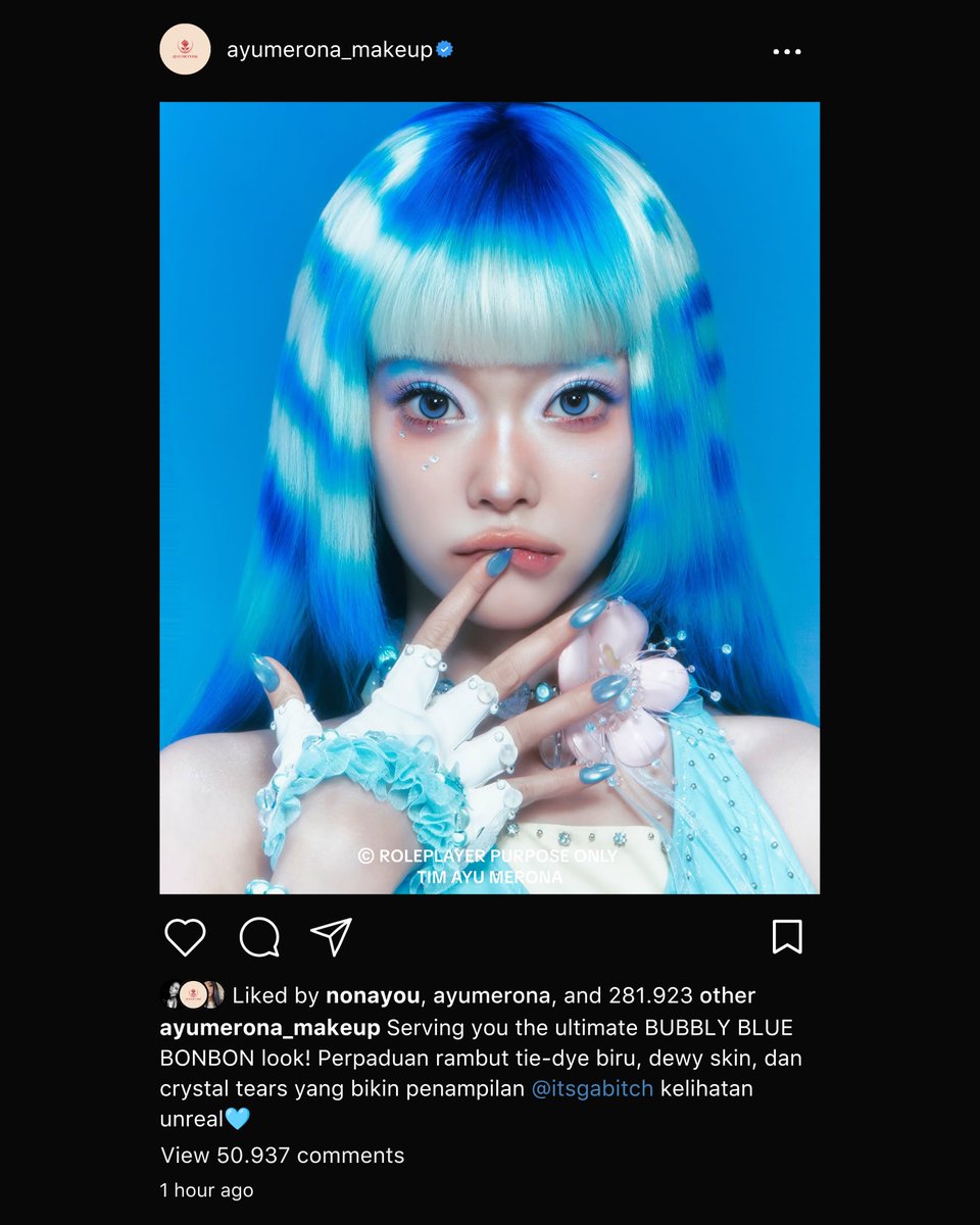 by_ayumerona's tweet photo. INSTAGRAM UPDATE 

ayumerona_makeup:
Serving you the ultimate BUBBLY BLUE BONBON look! Perpaduan rambut tie-dye biru, dewy skin, dan crystal tears yang bikin penampilan @HARL0TRY kelihatan unreal🩵 https://t.co/7i3VoY5mqu