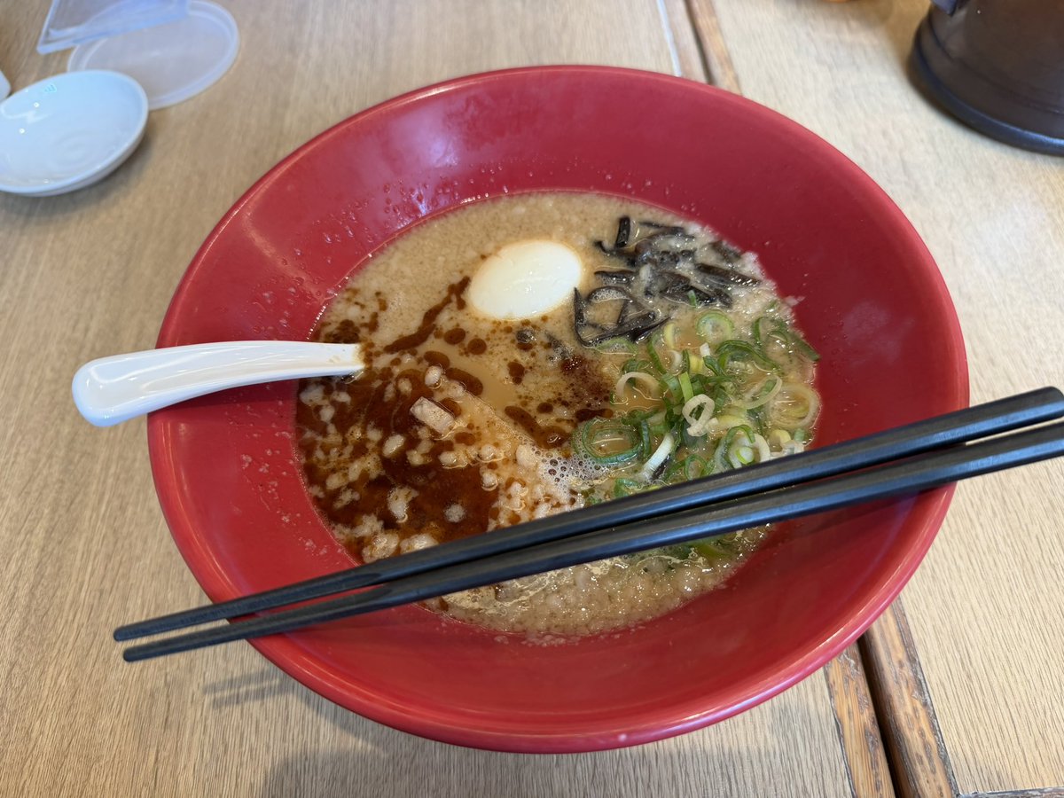 samansachansan's tweet photo. もぐもぐ(´･ω･`) https://t.co/yL9U8LhHSE