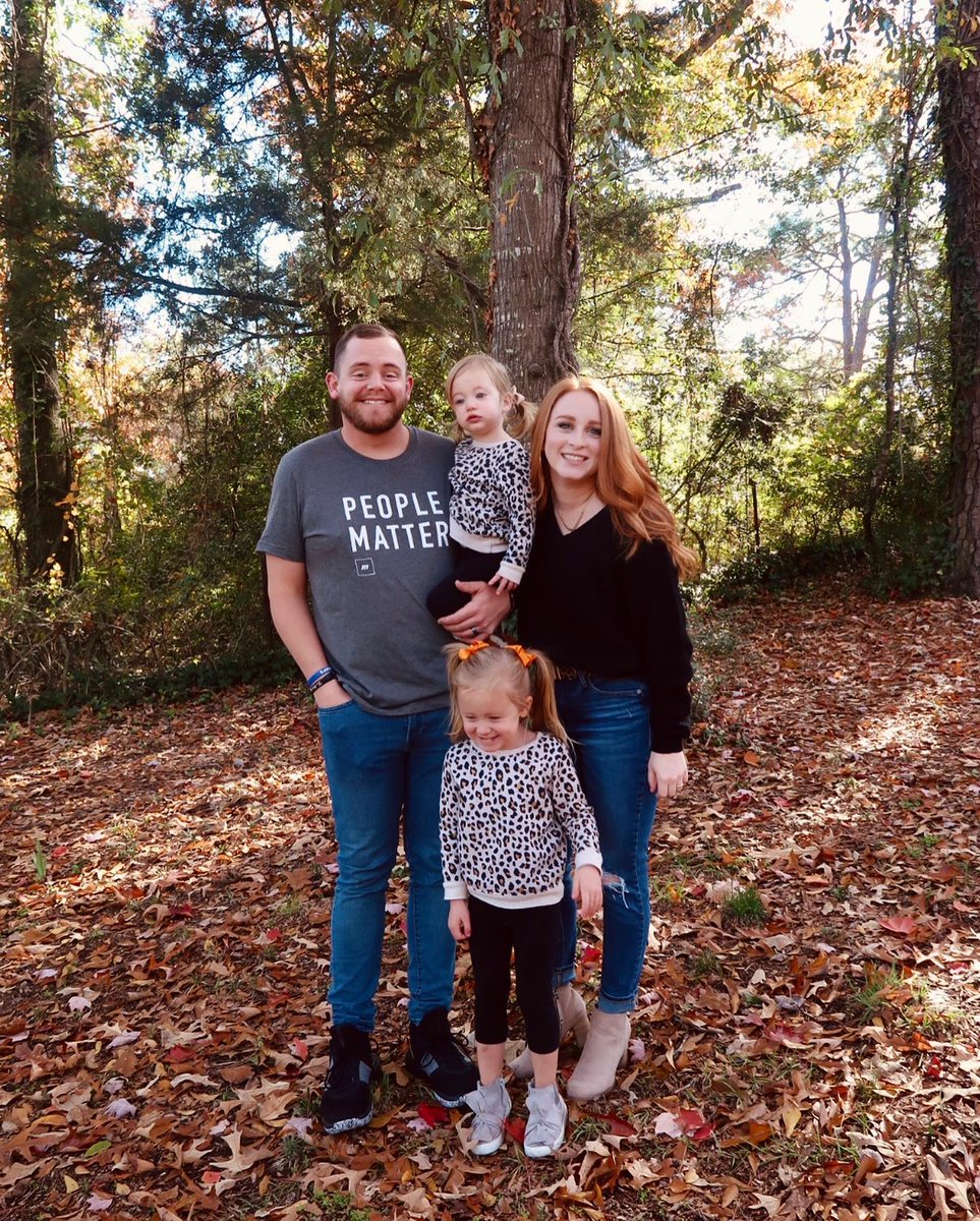 chicaemo5's tweet photo. Fun day with the fam. https://t.co/khOPaf8XxB