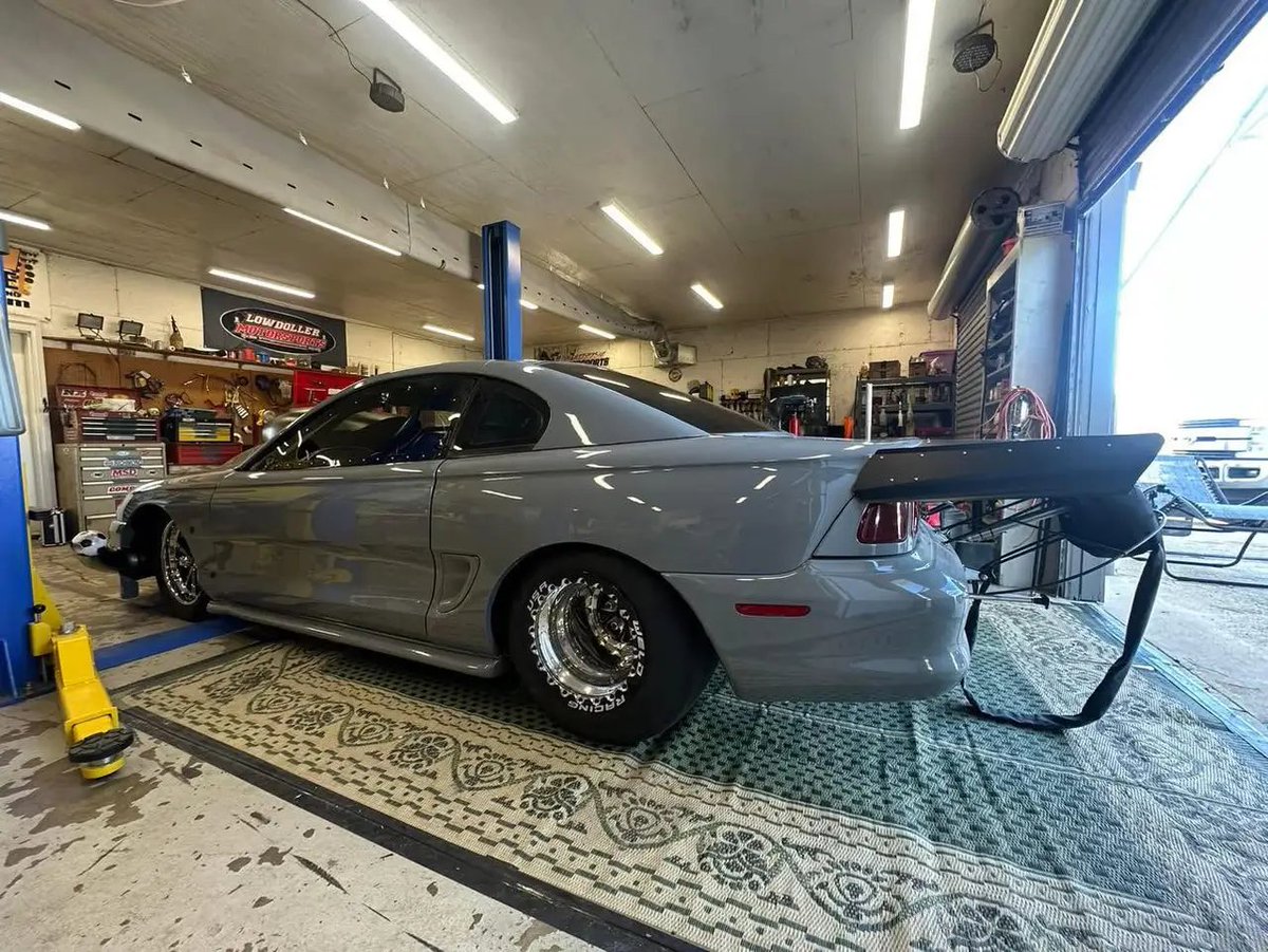 Sn95Pilot's tweet photo. Got the trunk open. No goodies. Shaker stuff is gonna be murder. Already found the correct RUG-AV Toploader. Anyway, since my name is Sn95Pilot, here: https://t.co/zWWF2xVnvB