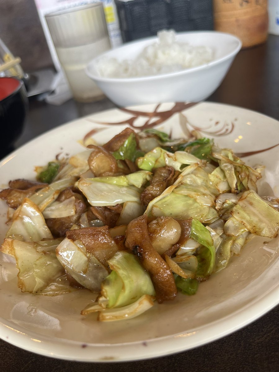 RockonTapDr's tweet photo. 伊賀の名店おすみ。
ホルモン定食！！ https://t.co/qB8RlkX3vY