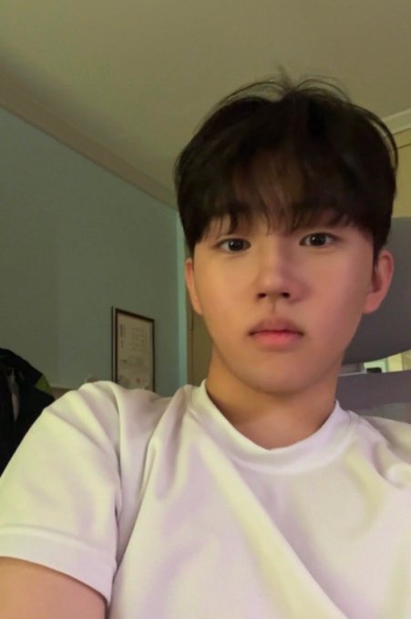 aniww19's tweet photo. #게친소 #ㄱㅊㅅ #게이 #군인연애   
할 사람 DM주요 https://t.co/ASLmDn5O3q