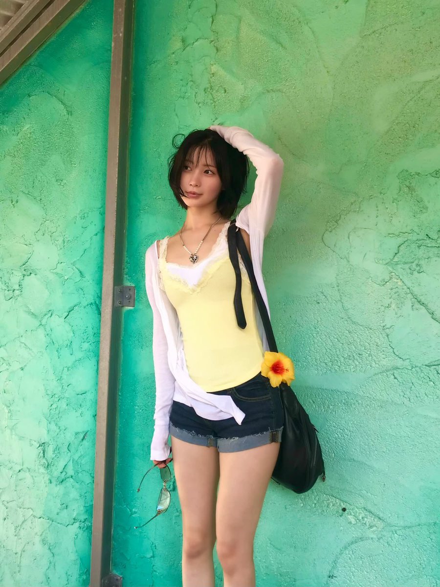enamiapsa's tweet photo. nungguin gojek dalam keadaan cantik. https://t.co/X0kqP4iYSr
