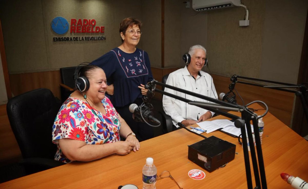 zul1809's tweet photo. 📻🇨🇺 #YoSigoAMiPresidente @DiazCanelB. Nuestro Primer secretario del #CCPCC y presidente de la República, anunció hoy miércoles la próxima salida al aire del 🎙"Criterio Compartido", un nuevo programa de radio dedicado al diálogo sobre la realidad del país. #CubaVencerá https://t.co/eSVR3WES8S