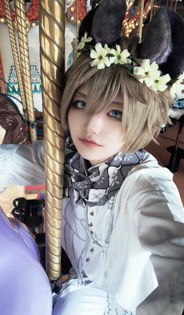 razu_cos0529's tweet photo. 動く馬に乗ってウキウキな🍩
 #Dハロ仮装2026 https://t.co/8cans8k6D5