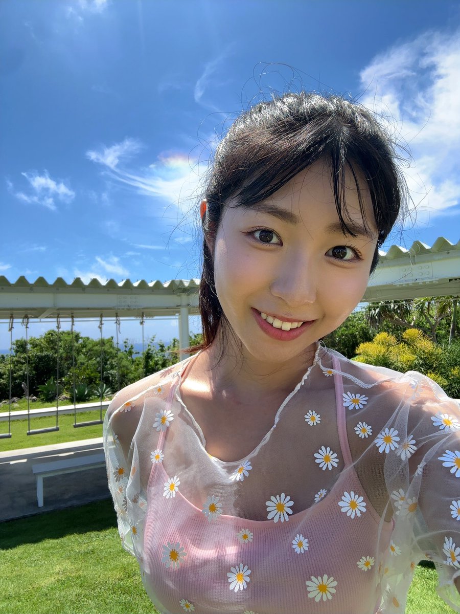 iRisRis521's tweet photo. おはようございます🌈︎︎︎︎💕
今日は愛Ris映画の追加撮影日✨
監督、主演頑張りまーす😆💓
今日もアセンション💖💖
⬇️宮古島🏝️でも虹が見れました😊🌈 https://t.co/3xarqWBa6v