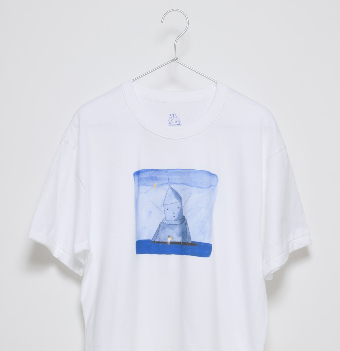 tamurasigeru's tweet photo. 雑誌「イラストレーション」より、Tシャツ2種を販売します。日本製の高品質、しっかりとした生地で手触り最高です。18日（金）21時から28日までの受注販売です。よろしかったらぜひ！
https://t.co/3sBKfxQ2rK
https://t.co/NGygkOMcbn https://t.co/12JzICDhZO