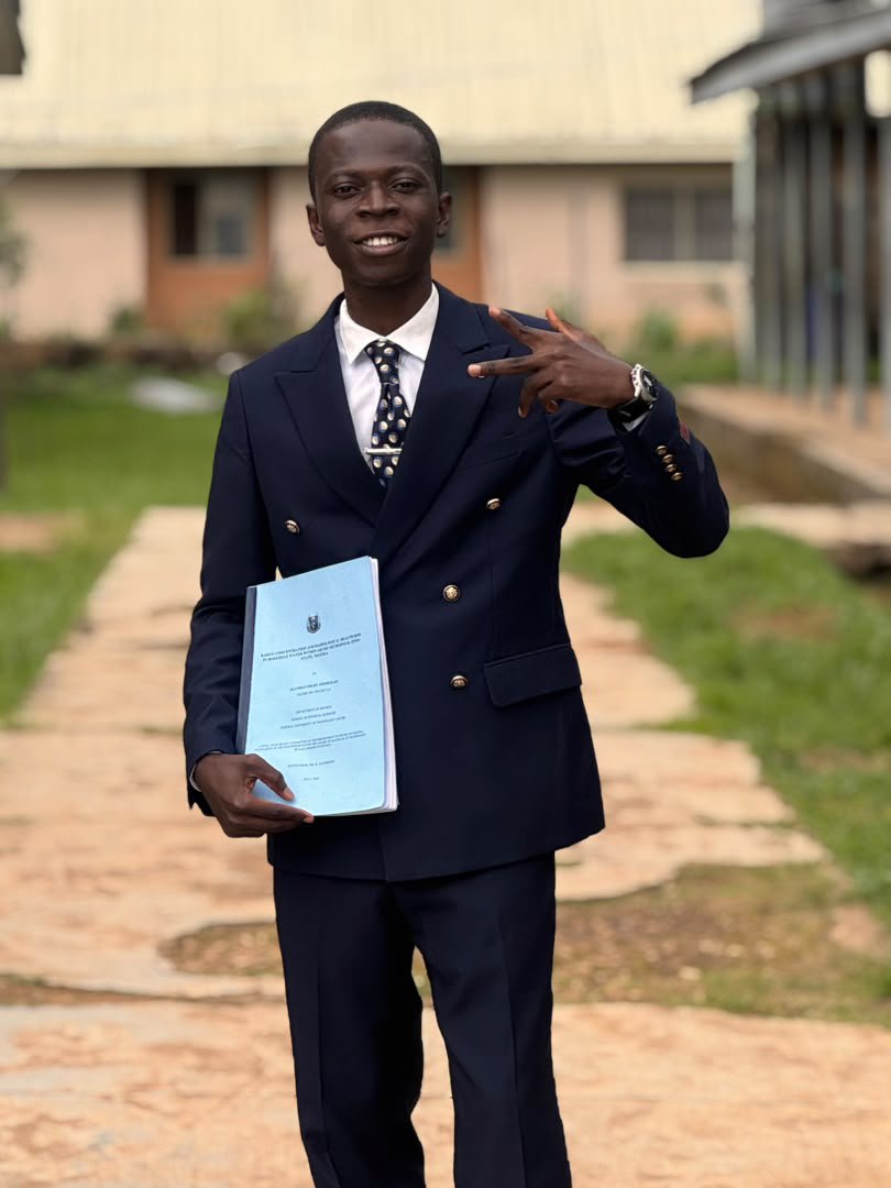 penwrall's tweet photo. Defended my final year project today. Five years since 2021, and we finally made it.

BTech in Physics Electronics, FUTA. https://t.co/CF1kySRjfp