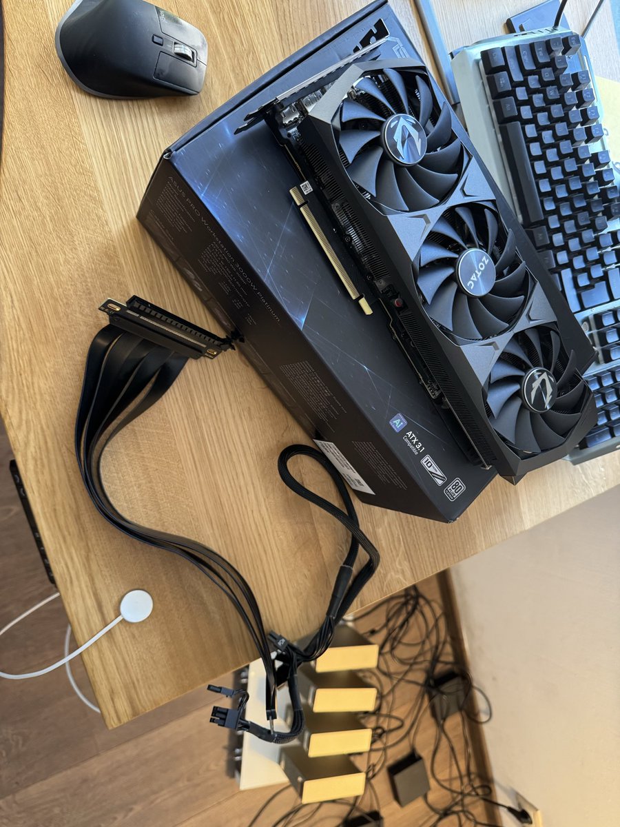 0xSero's tweet photo. Avoid buying:

- RTX 5090
- RTX 4090  
- M3 Ultra 

Do buy: 

- RTX 3090
- DGX Spark
- RTX Pro 6000 
- M5 Ultra 
- AMD Strix https://t.co/tZcgItZyWV